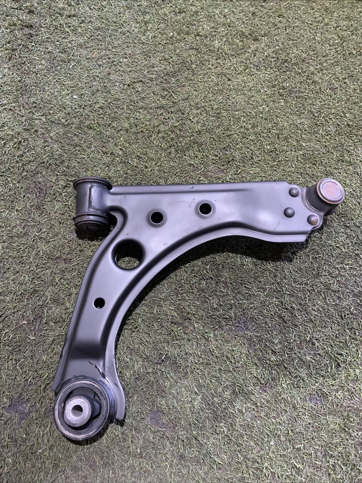 51827736 BRACCIO OSCILLANTE ANTERIORE SX LANCIA DELTA (844) 1.6 MULTIJET (2)