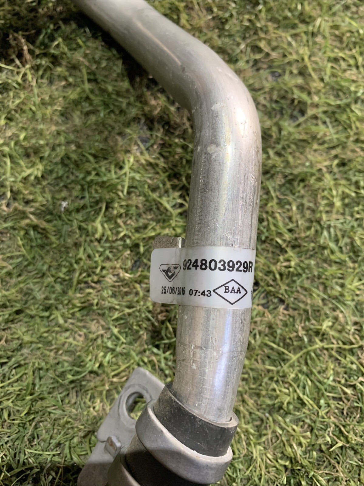 924803929R TUBO ARIA CONDIZIONATA CLIMA A/C RENAULT CLIO CAPTUR 1.5 2013 AL 2017