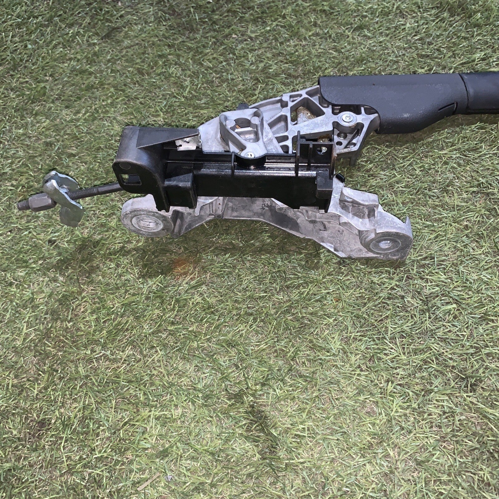 1K0711303M LEVA FRENO A MANO VOLKSWAGEN Golf 6 2.0