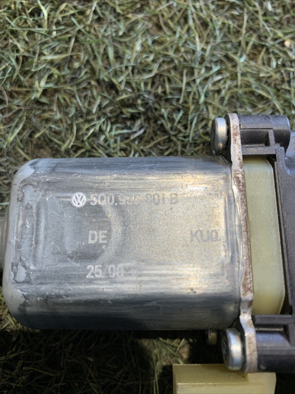 MOTORINO ALZAVETRO ANTERIORE DESTRA PER AUDI A3 Serie (8V1) 5Q0959801B