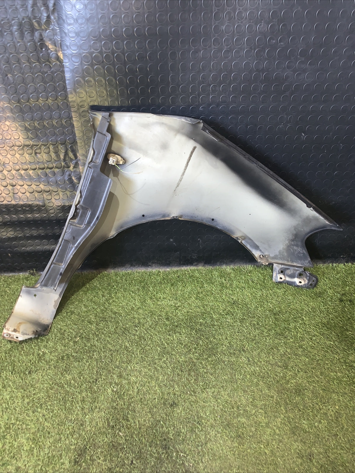 PARAFANGO ANTERIORE SINISTRO FIAT SEDICI 2007 (06-09)(09-14) 2006-2009, 2009-...