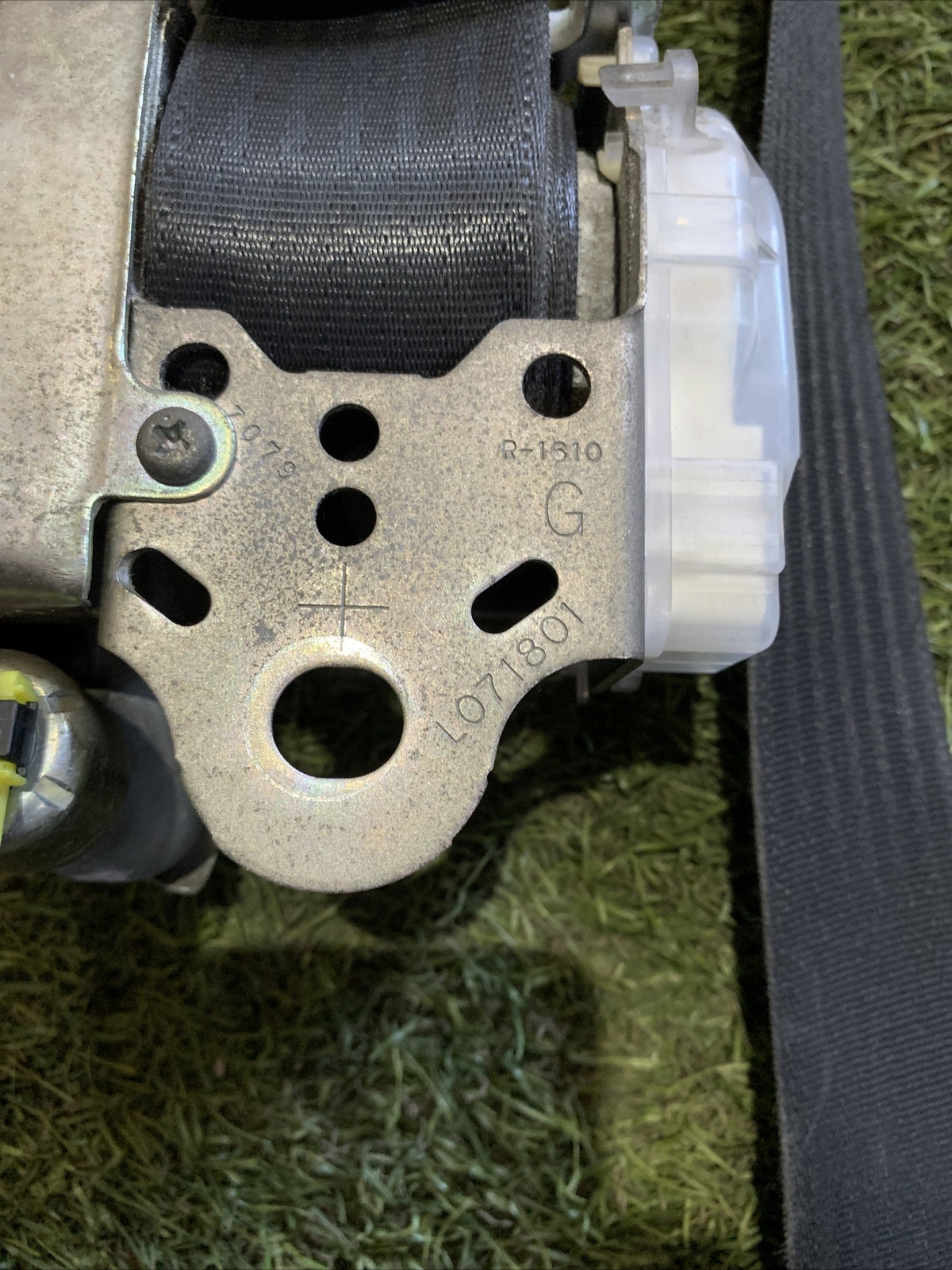 CINTURA ANTERIORE SINISTRA SX CITROEN C1 / AYGO / 107 L071801