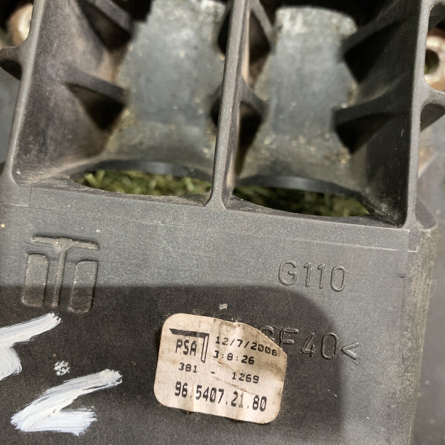 PEUGEOT 207 1.4 9654072180