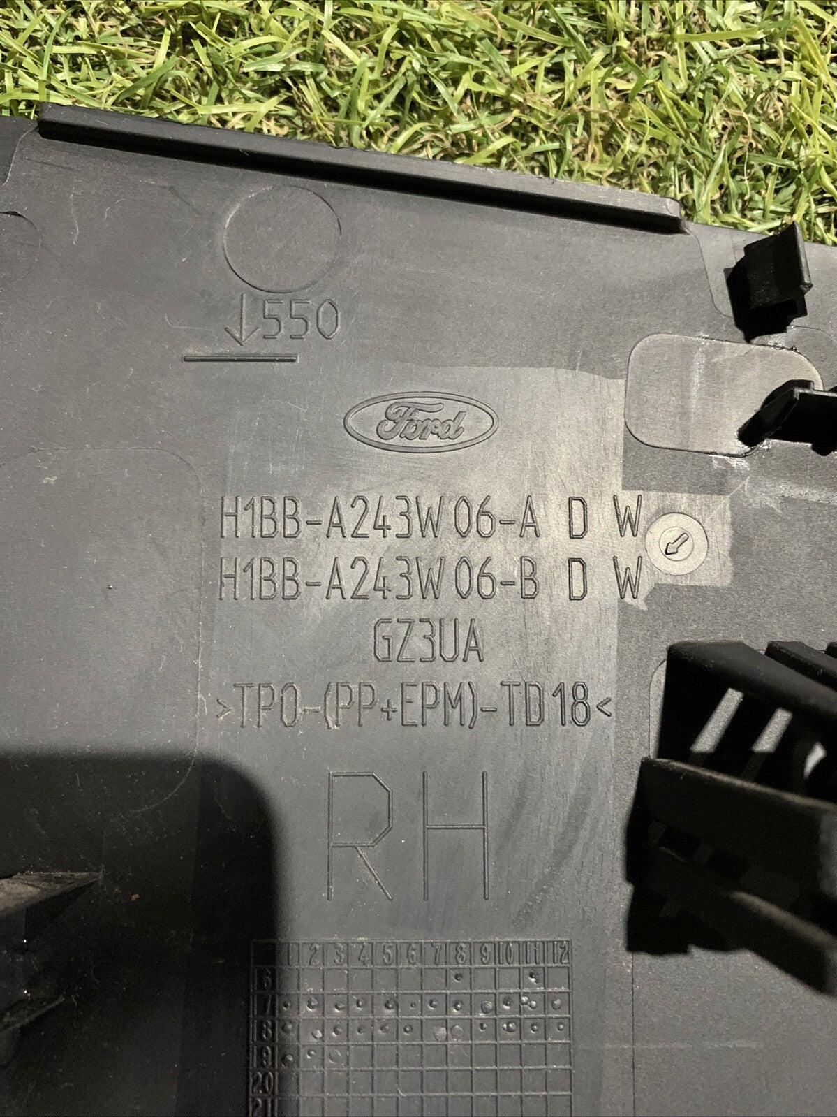 Rivestimento Montante Inferiore Centrale Destro Ford Fiesta 2019 H1BBA243W06A