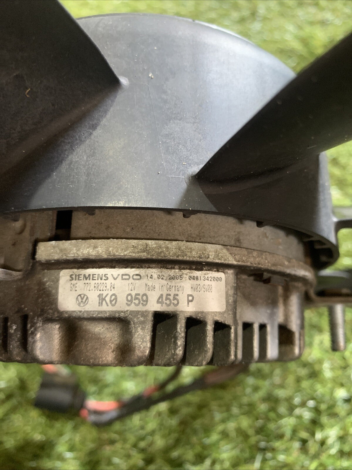 1K0959455P ELETTROVENTOLA VOLKSWAGEN GOLF 5 1.9 D (2005)