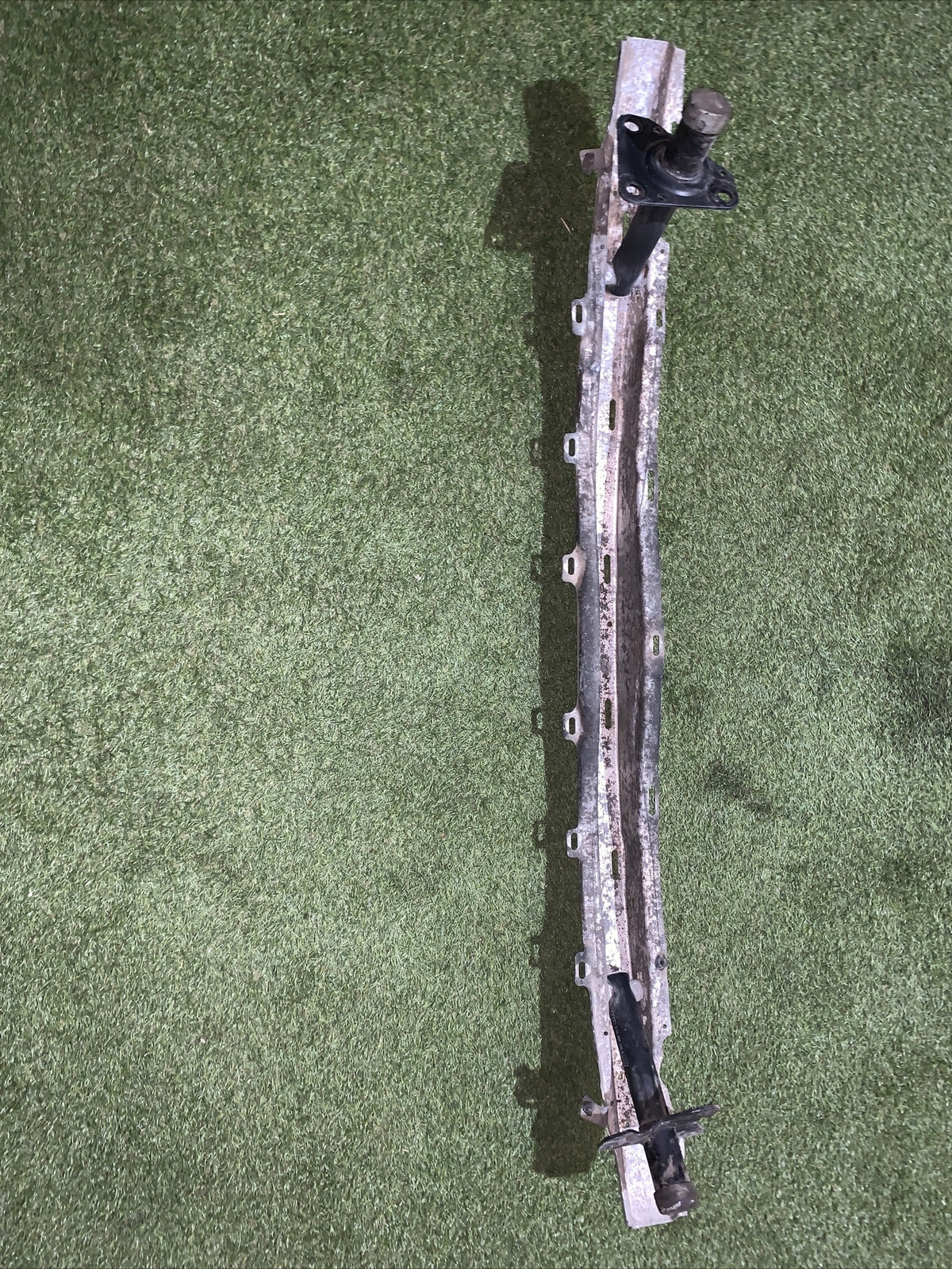 rinforzo paraurti anteriore per AUDI A4 1.9 TDI 2000 246149