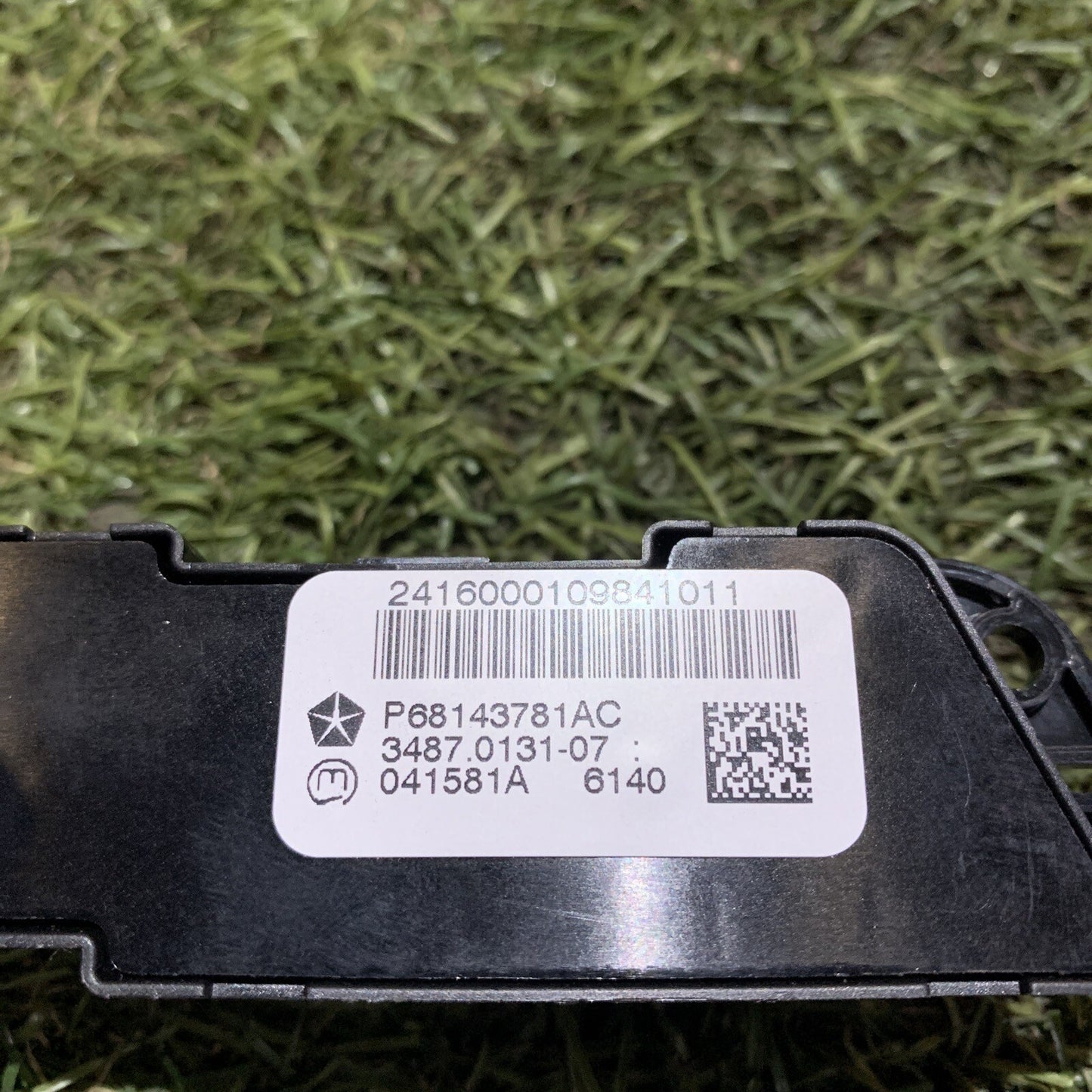 Pulsantiera 4 Frecce Jeep Cherokee Anno 2016 Originale P68143781AC