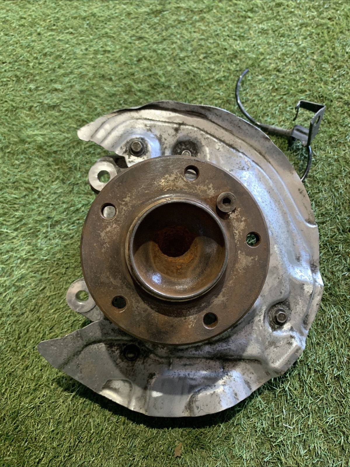 MOZZO MONTANTE FUSELLO ANTERIORE DESTRO BMW SERIE 1 E87 2.0 2006 6773210-03