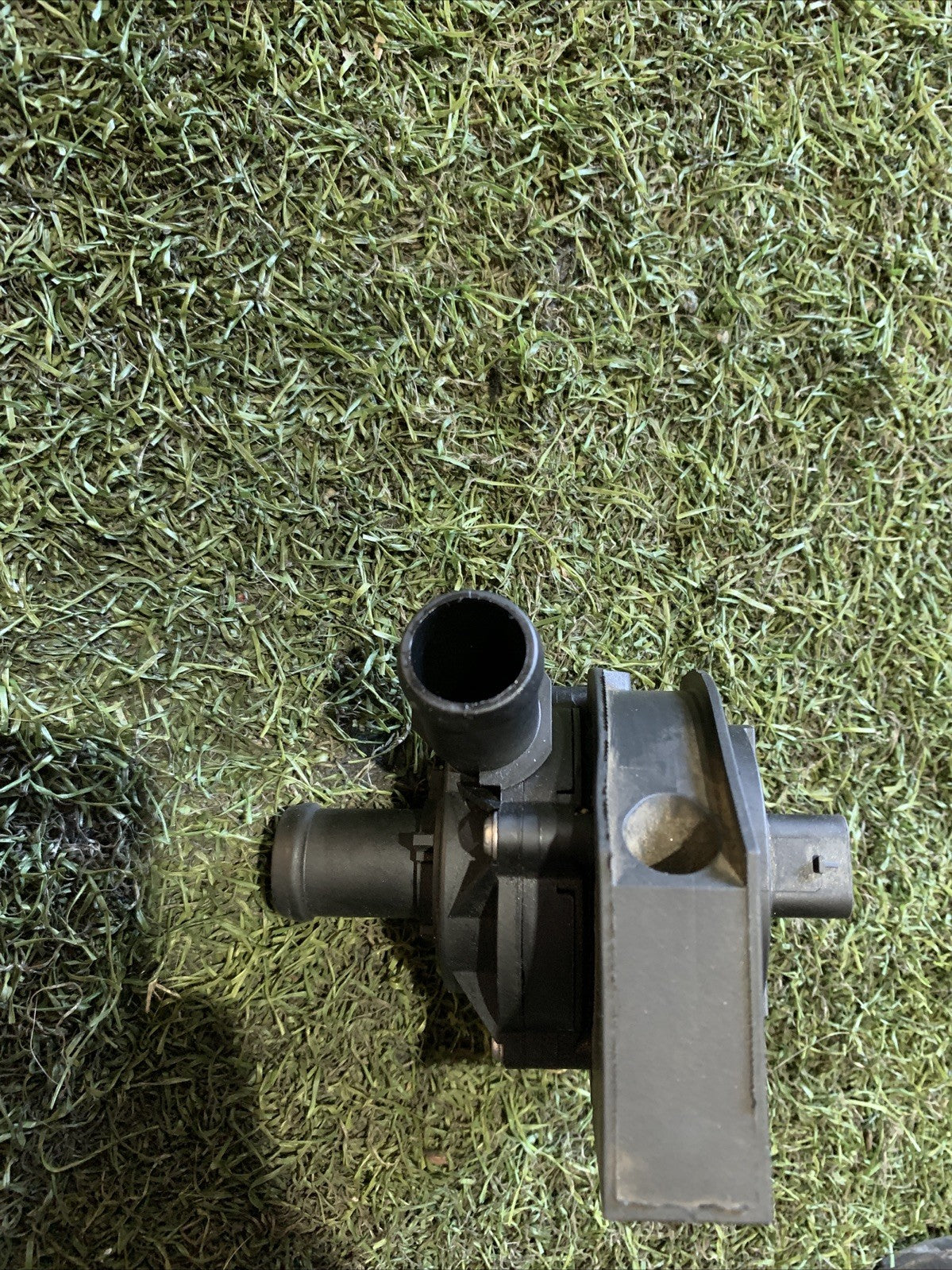 Pompa Acqua Ausiliaria Volkswagen Polo 2024 1.0 Benzina 5Q0965567