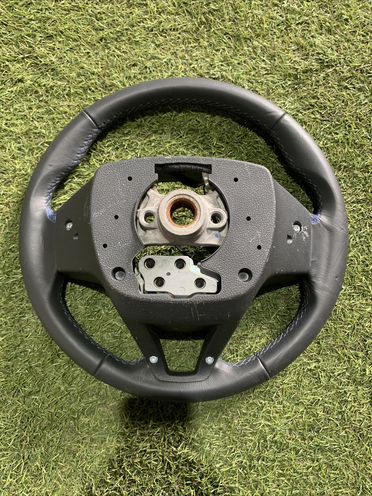 VOLANTE MANUBRIO STERZO HYUNDAI TUCSON 2015/2020 309246881B9AAB (1)