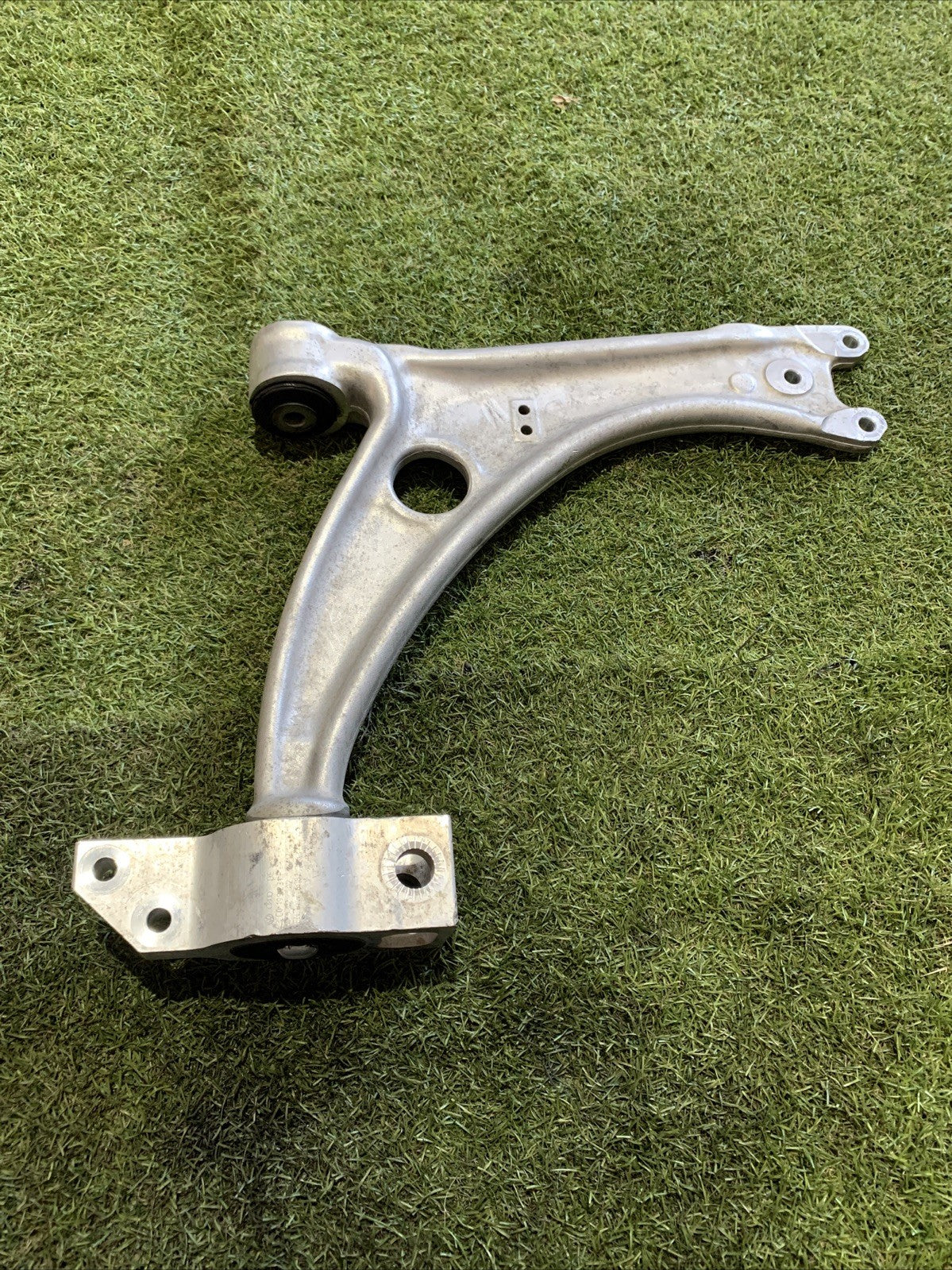 Braccio Oscillante Anteriore Destro Audi Q3 8UB 2011–2020 3C0153D