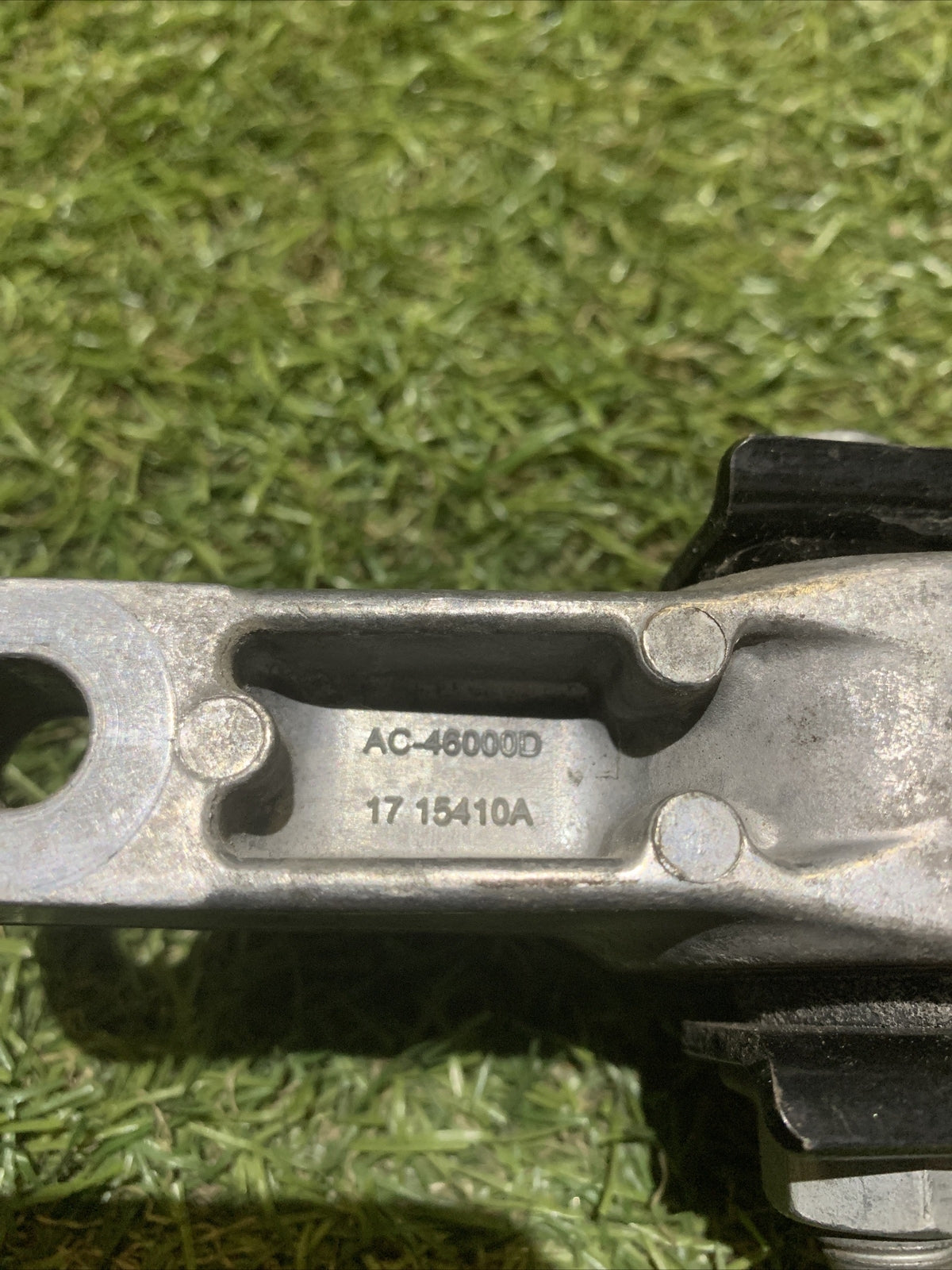 Supporto Centrale Cambio VW Tiguan 2019 1715410A