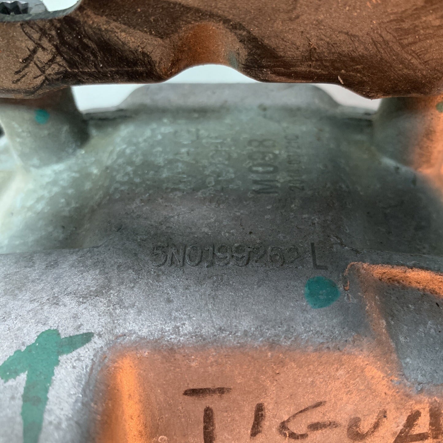 SUPPORTO MOTORE VOLKSWAGEN Tiguan 2° Serie 5N0199262L Diesel 2000