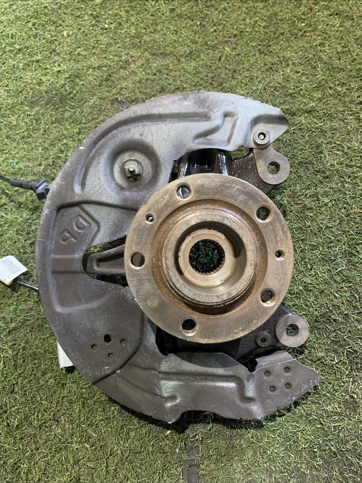 MOZZO MONTANTE FUSELLO ANTERIORE DESTRO PEUGEOT 3008 Serie 1647857080 2020 1.5 D