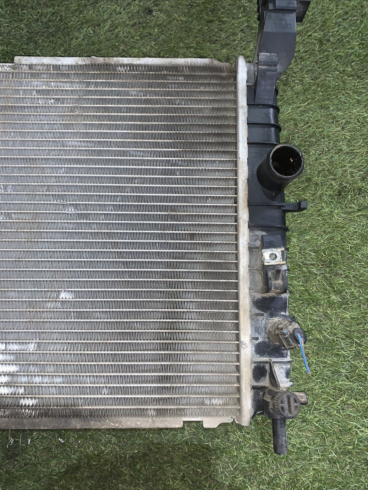 13303639 RADIATORE ACQUA OPEL MERIVA 1.6 B (2008)