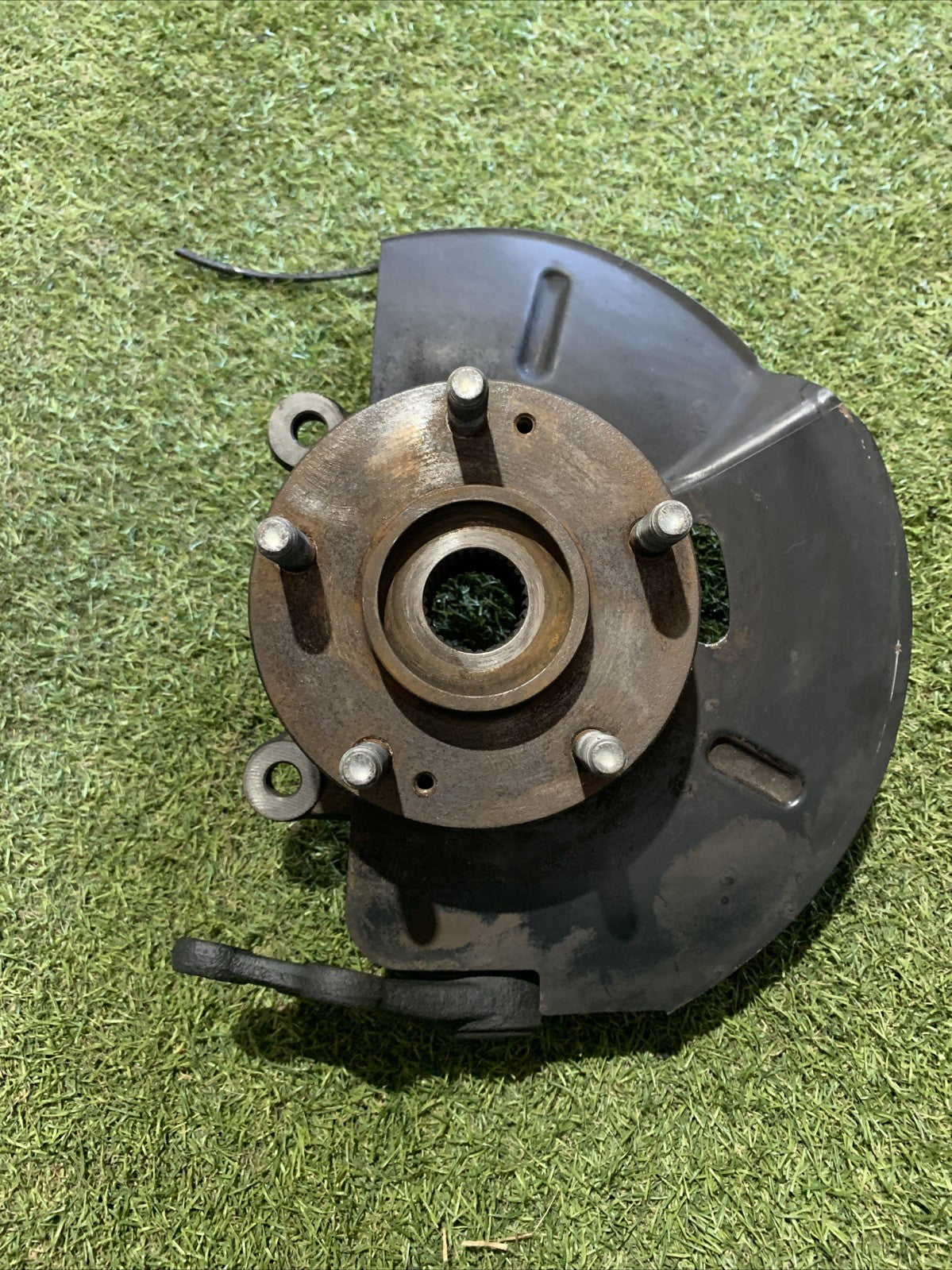 Mozzo Montante Fusello Anteriore Sinistra Kia Sportage 2010-2016 1.7 Diesel