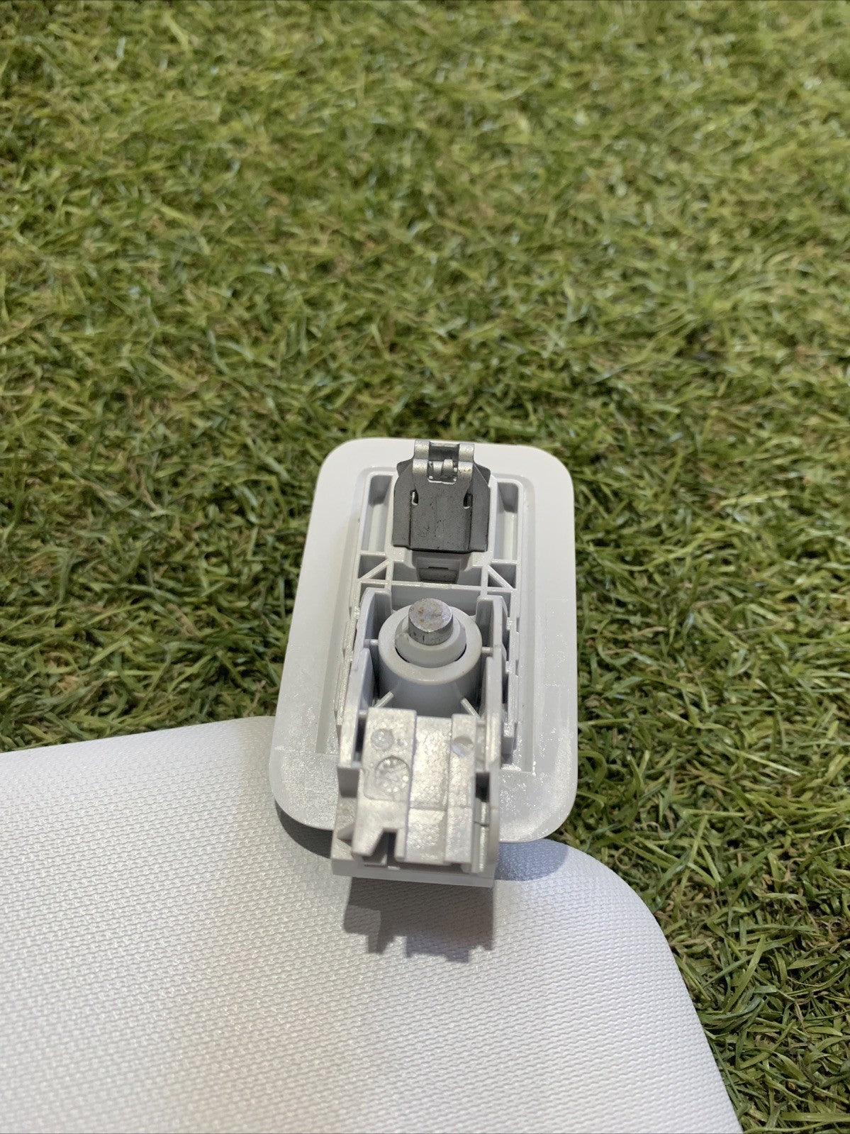 Aletta Parasole Sinistra Peugeot 208 2017 16125932