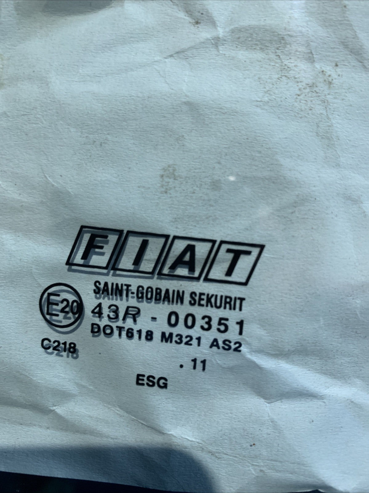 VETRO SCENDENTE POSTERIORE DESTRO PER FIAT Panda 2° Serie 46803698 (03>10)