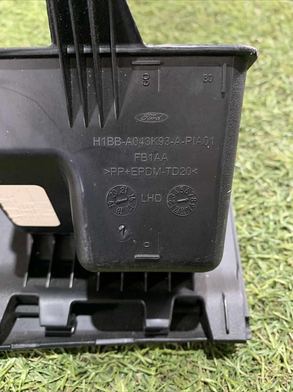 Cassetto Porta Oggetti Cruscotto Sinistro Ford Fiesta 2019