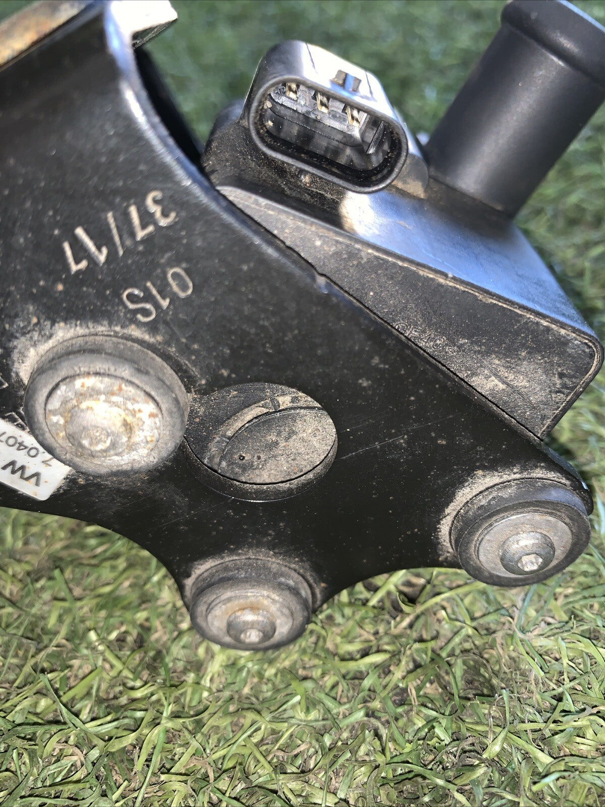 Pompa Acqua Supplementare Volkswagen Golf 7.5 GTI 2.0 Benzina 5Q0965561B