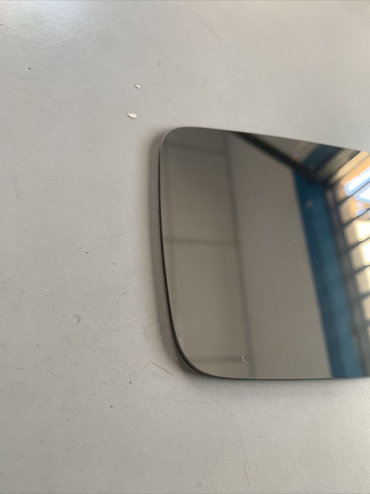 Vetro specchietto Ford Fiesta dal 1989 al 1994 sinistro senza piattello 300S