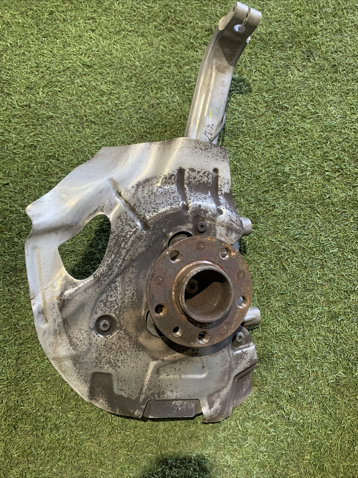 Mozzo Montante Fusello Anteriore Sinistro Alfaromeo Stelvio 00505415520