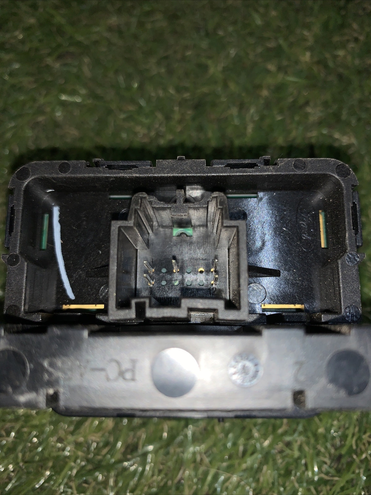 LJ6T-11B573-CBW PANNELLO CONTROLLO INTERRUTTORE PULSANTE FORD KUGA ANNO 2022