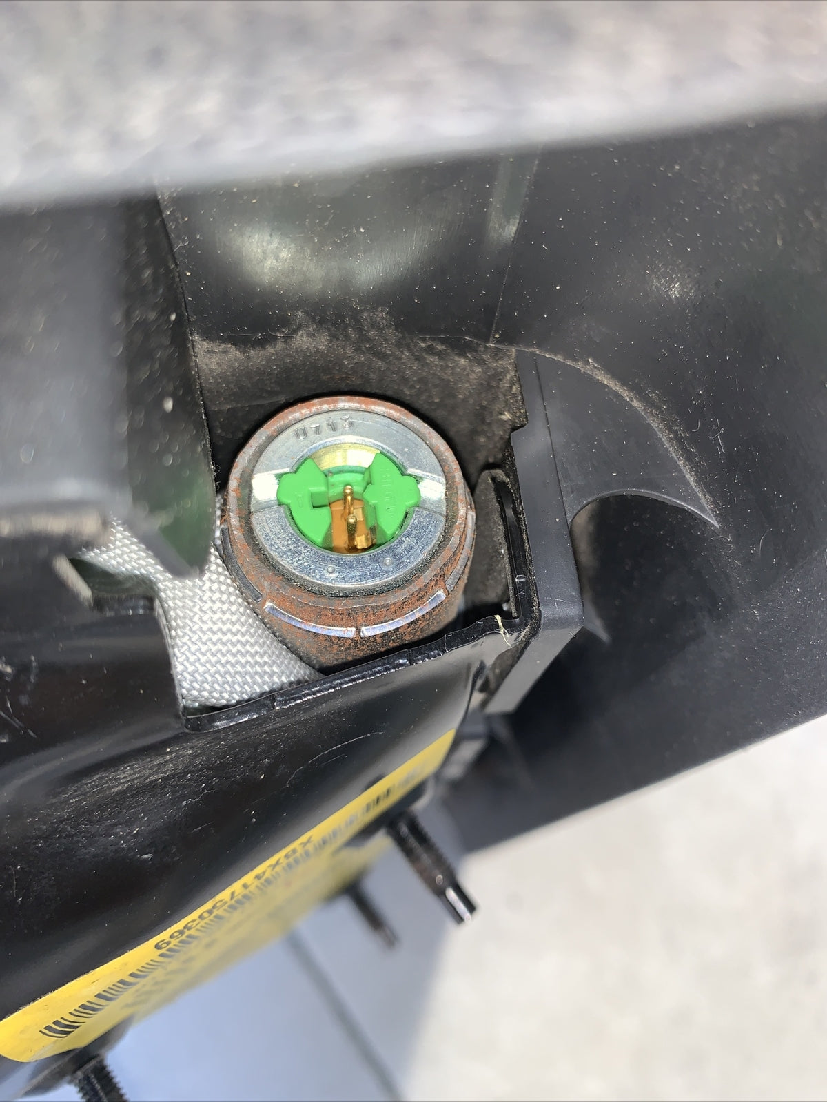 Carica airbag sedile sinistra OPEL ASTRA H 13139837 ( 2004-2011)