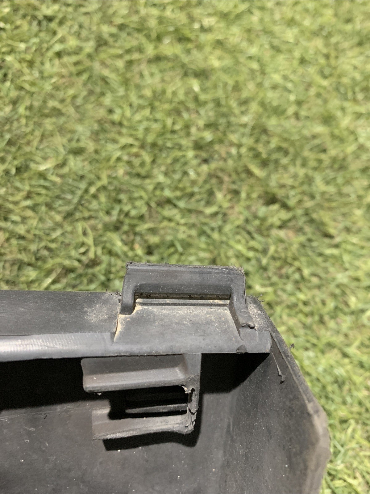 Fascia modanatura minigonna dx Alfa romeo stelvio 2022 ORIGINALE 156132359 (3)