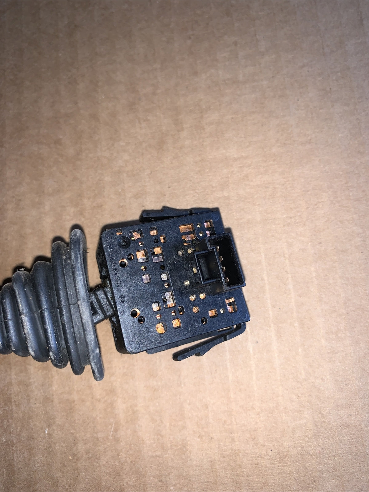 LEVA DEVIOLUCI Dx OPEL CORSA C DEL 2002 COD. 09185413