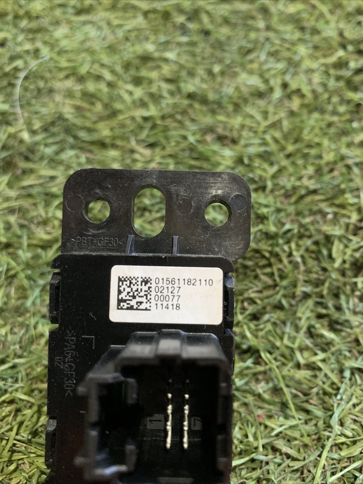 Pulsante Freno Di Stazionamento Alfa Romeo Giulia 01561182110