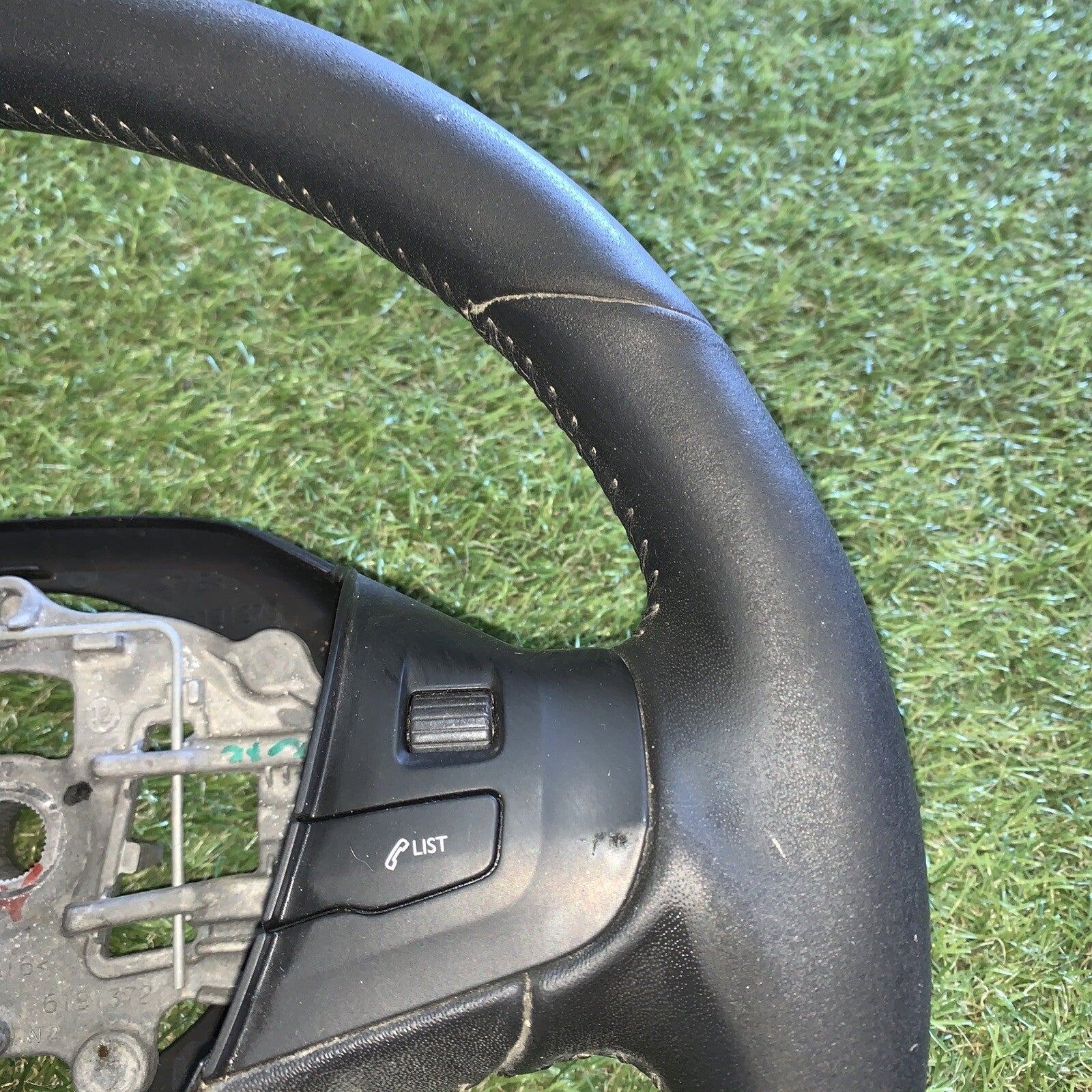 Volante sterzo PEUGEOT 208/2008 Anno 2015 6191373 CONSUMATO