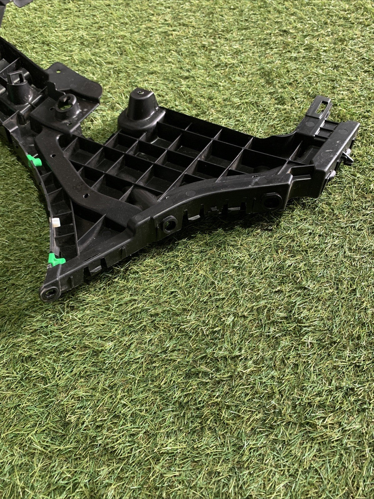 Staffa Paraurti Posteriore Sinistra Volvo XC60 2025 32296032