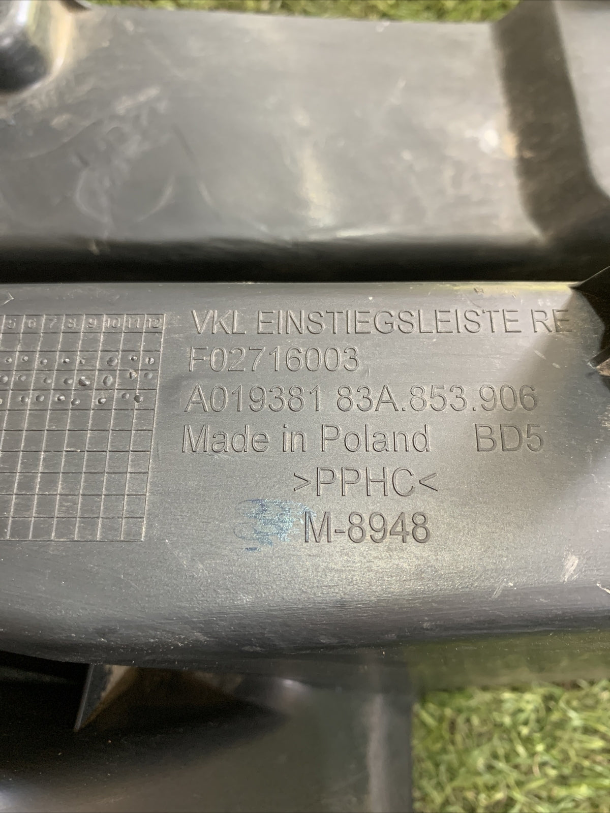 83A853906 RIVESTIMENTO PIEDI BATTITACCO POSTERIORE DESTRO AUDI Q3 2021