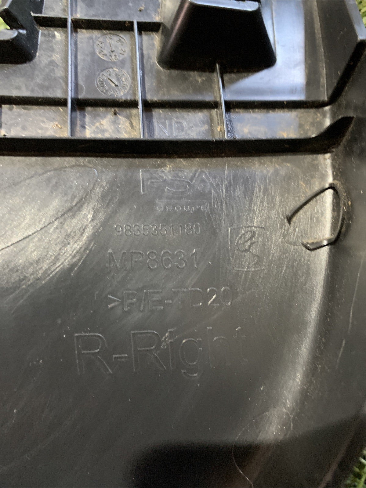 copertura interno portellone SUP POST DX OPEL MOKKA(B) 2°II° 9835351180