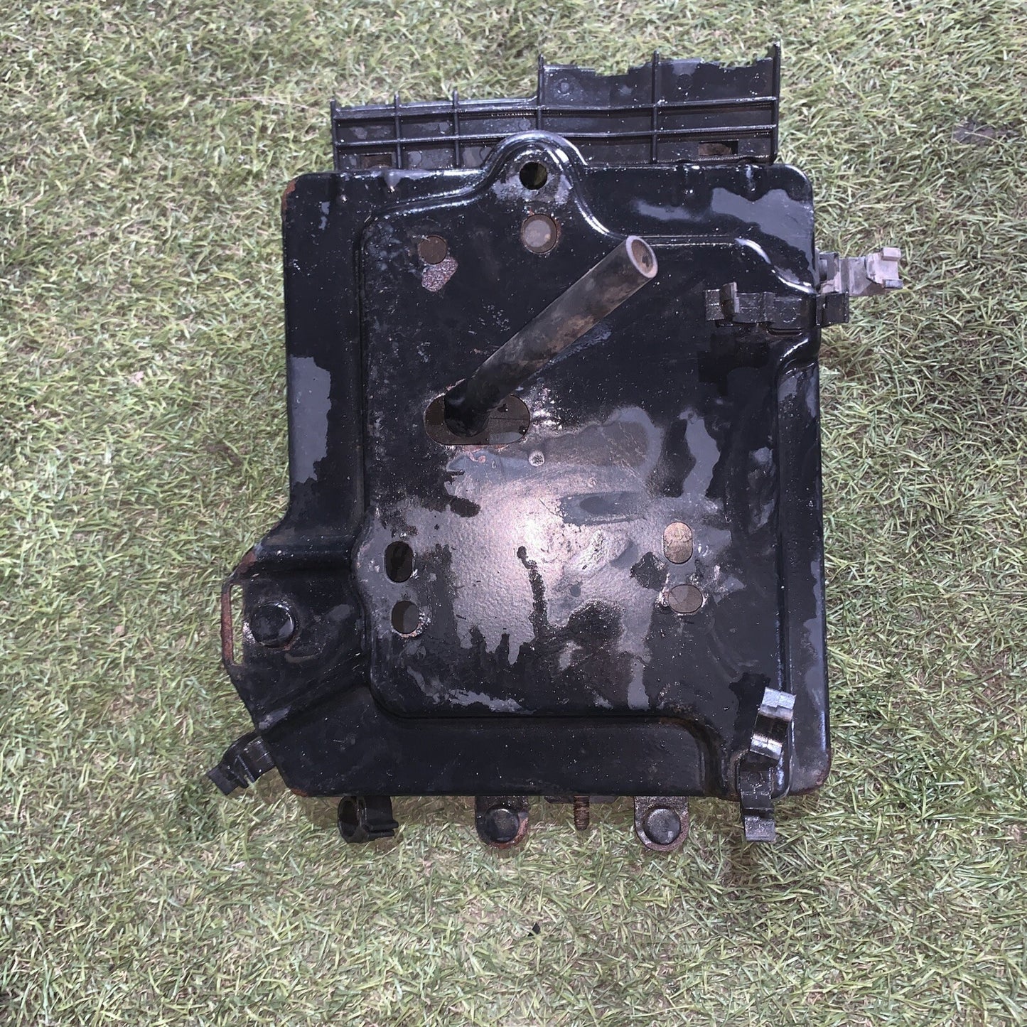 Vassoio supporto batteria originale Lancia Ypsilon 843 2004 468261310