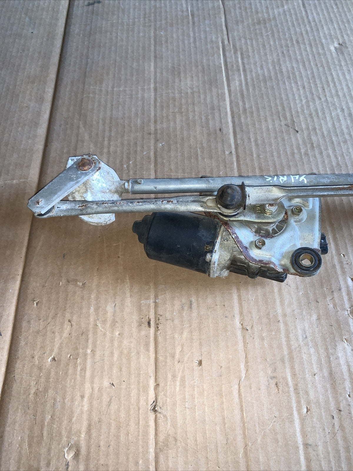 Motorino tergicristallo TOYOTA YARIS 8511052010 (2004)