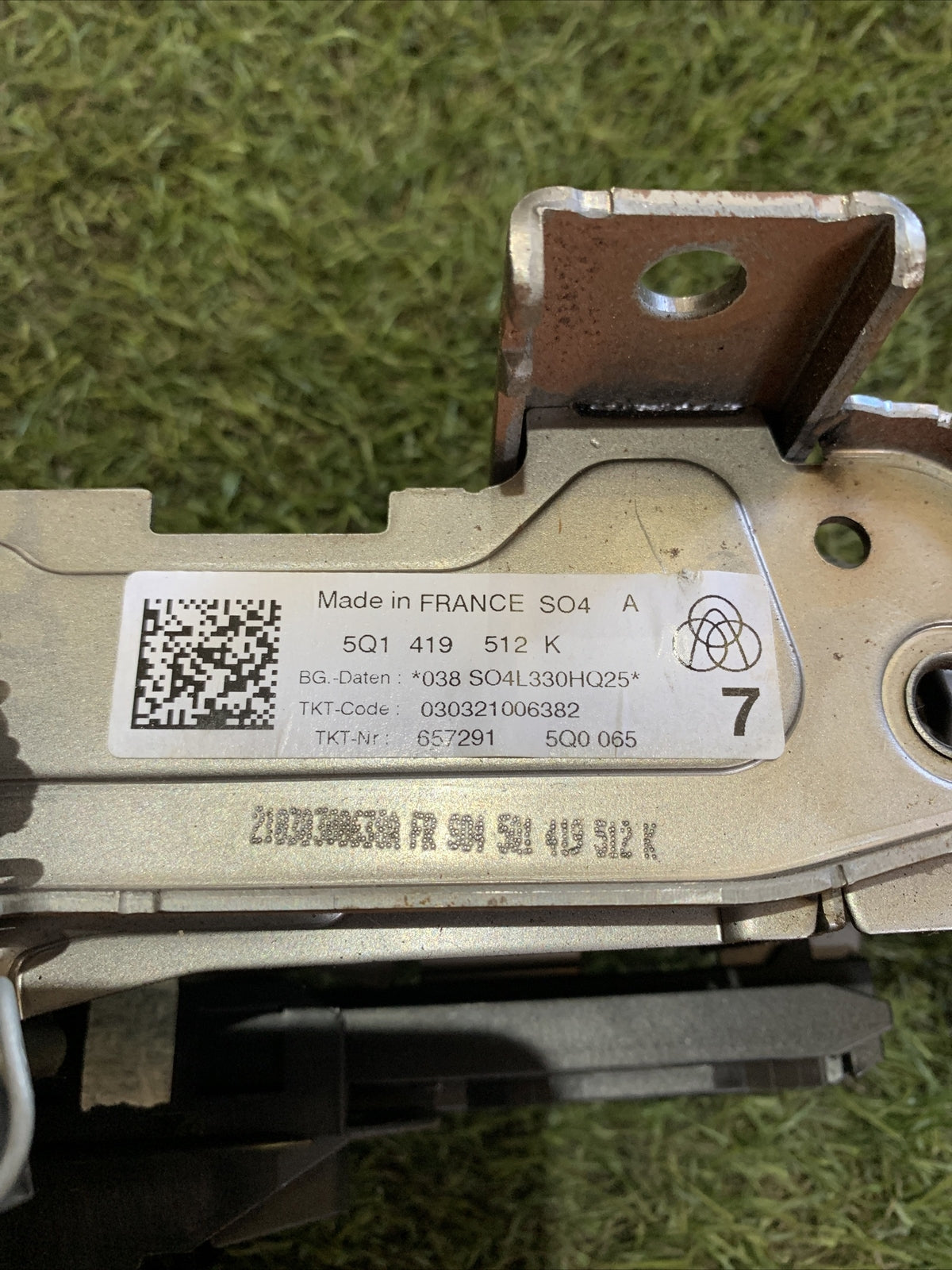 PIANTONE STERZO VOLKSWAGEN T-Roc Serie 5Q1419512K