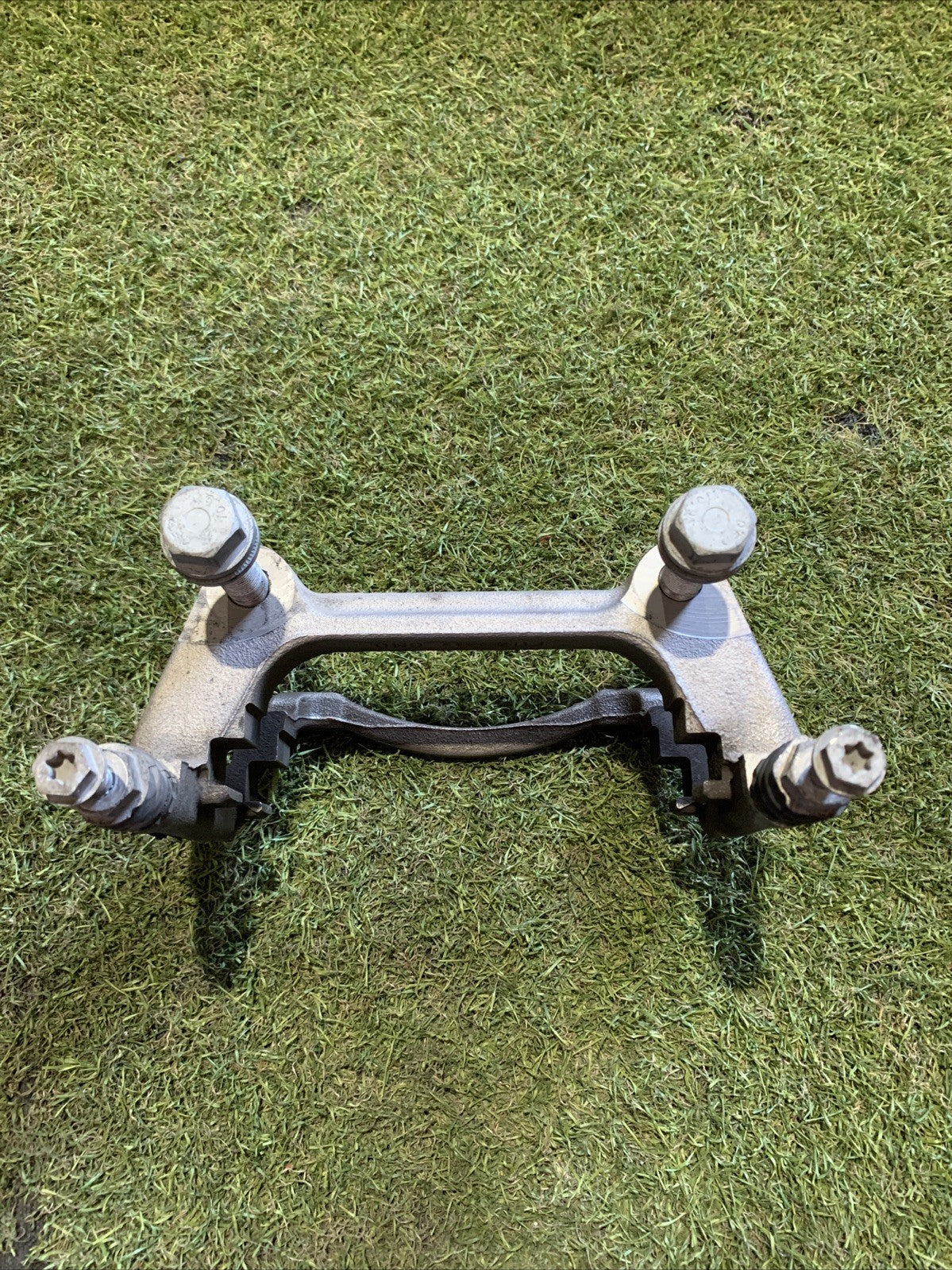 Porta Pinza Freno Anteriore Sinistra Audi Q2 2018 1.6 Diesel 8V0615125A