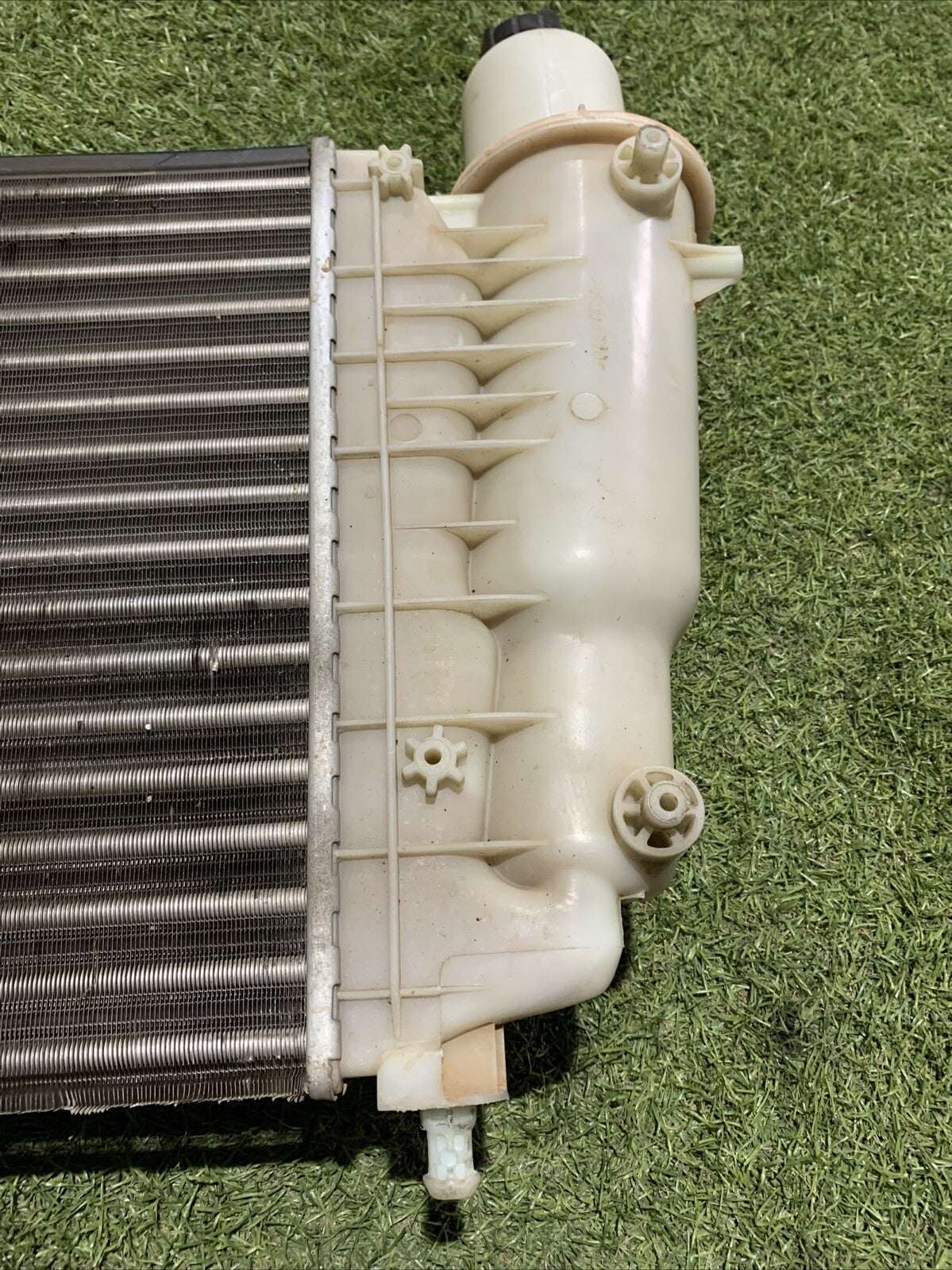 Radiatore Acqua Fiat Punto 1 Serie 75 176 1.2 Benzina 46465015