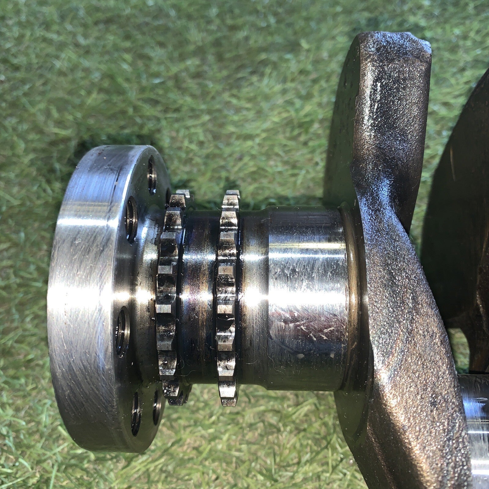 2016 BMW F20 F21 116D 1.5 DIESEL B37D15A. ALBERO MOTORE 8583490 / 8583491 85K