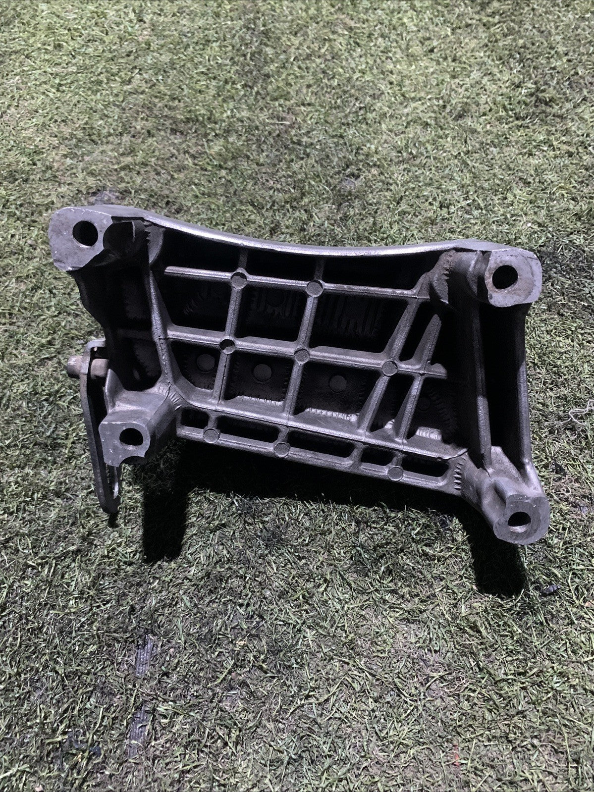 SUPPORTO / STAFFA MOTORE OPEL CORSA C 1.3 CDTI 2003 - 55194807