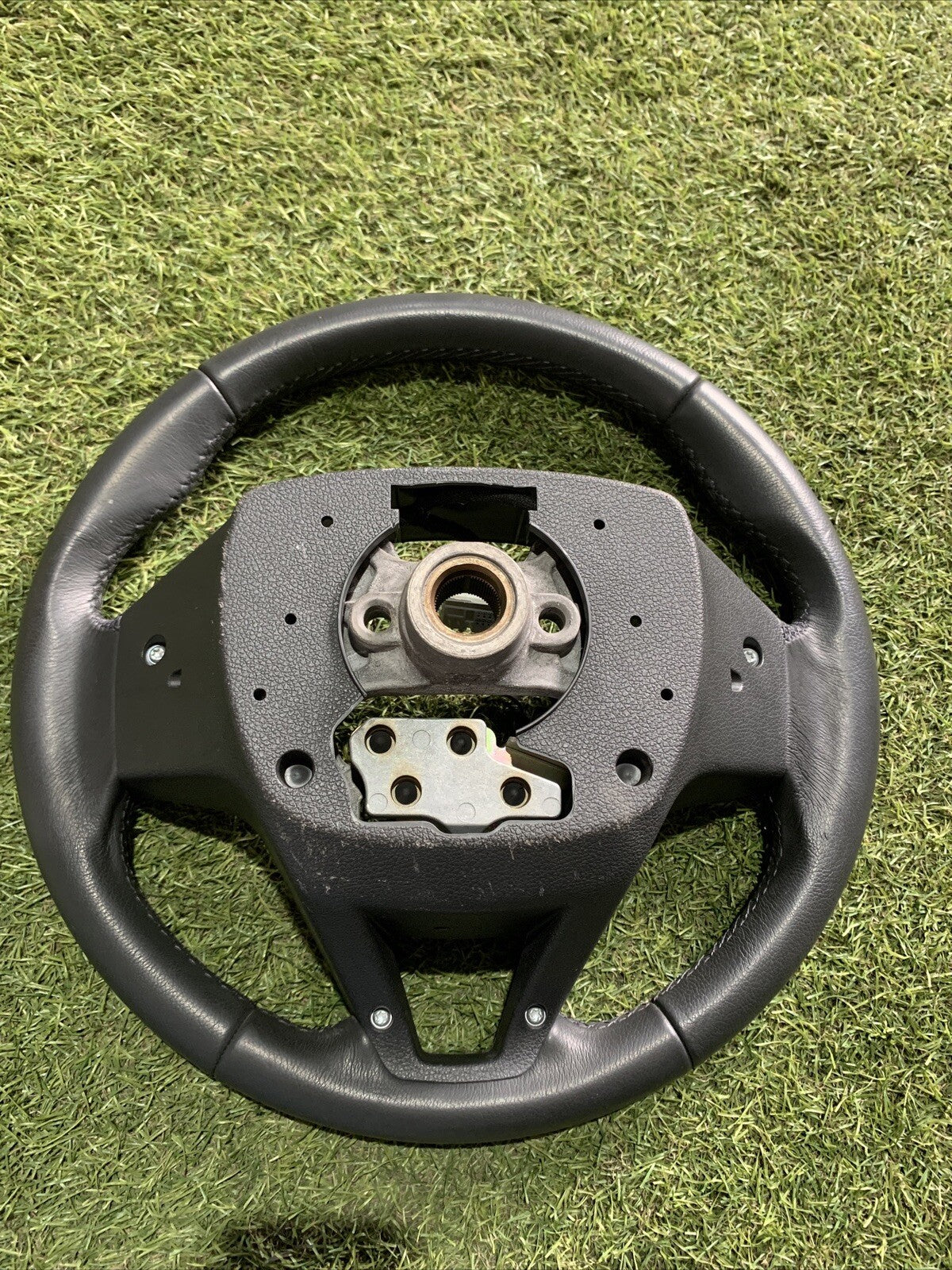 VOLANTE PER HYUNDAI Tucson serie 309246881BCH-AB (15 ) (2)