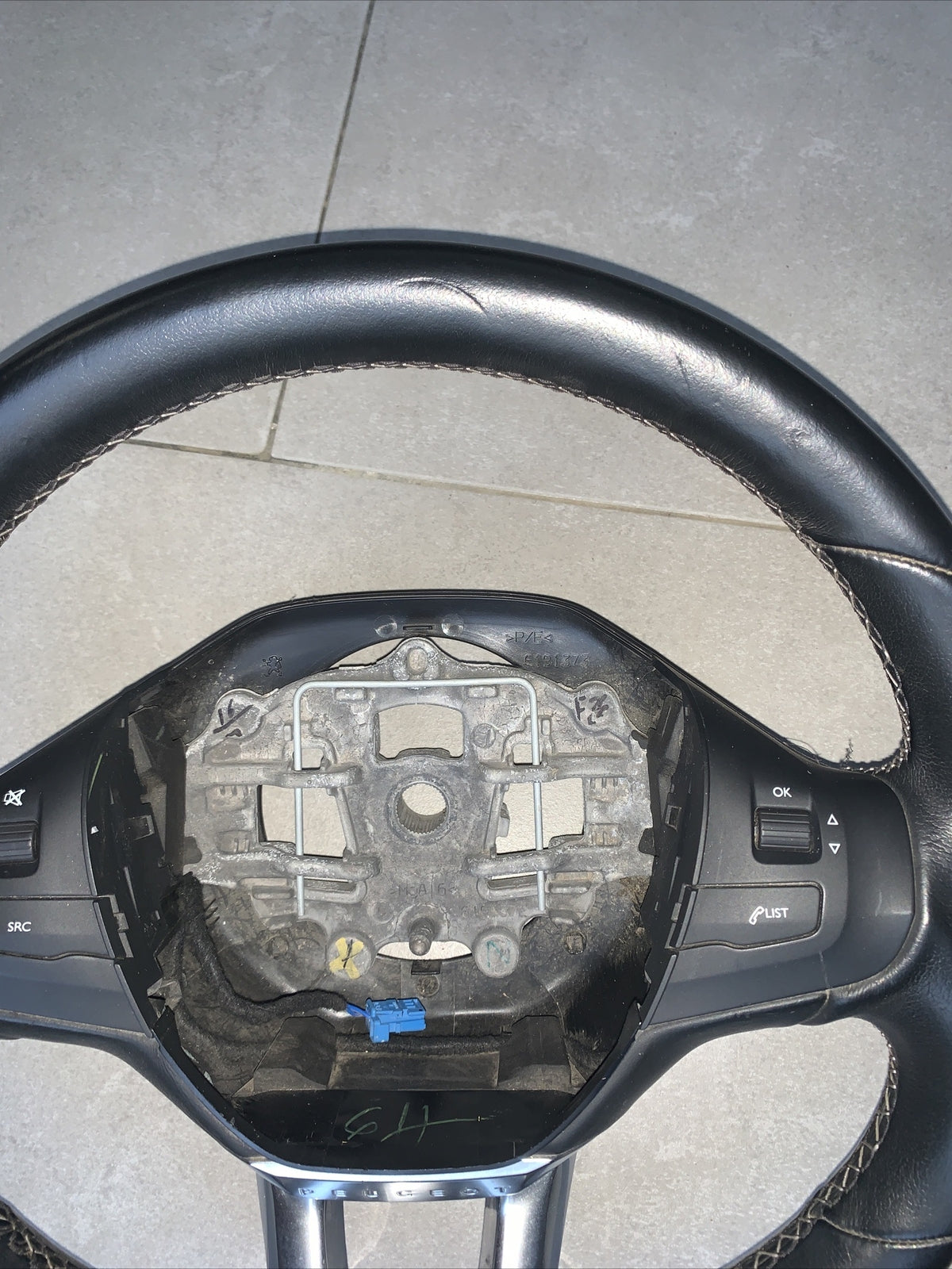 Volante sterzo PEUGEOT 208/2008 Anno 2015 6191373