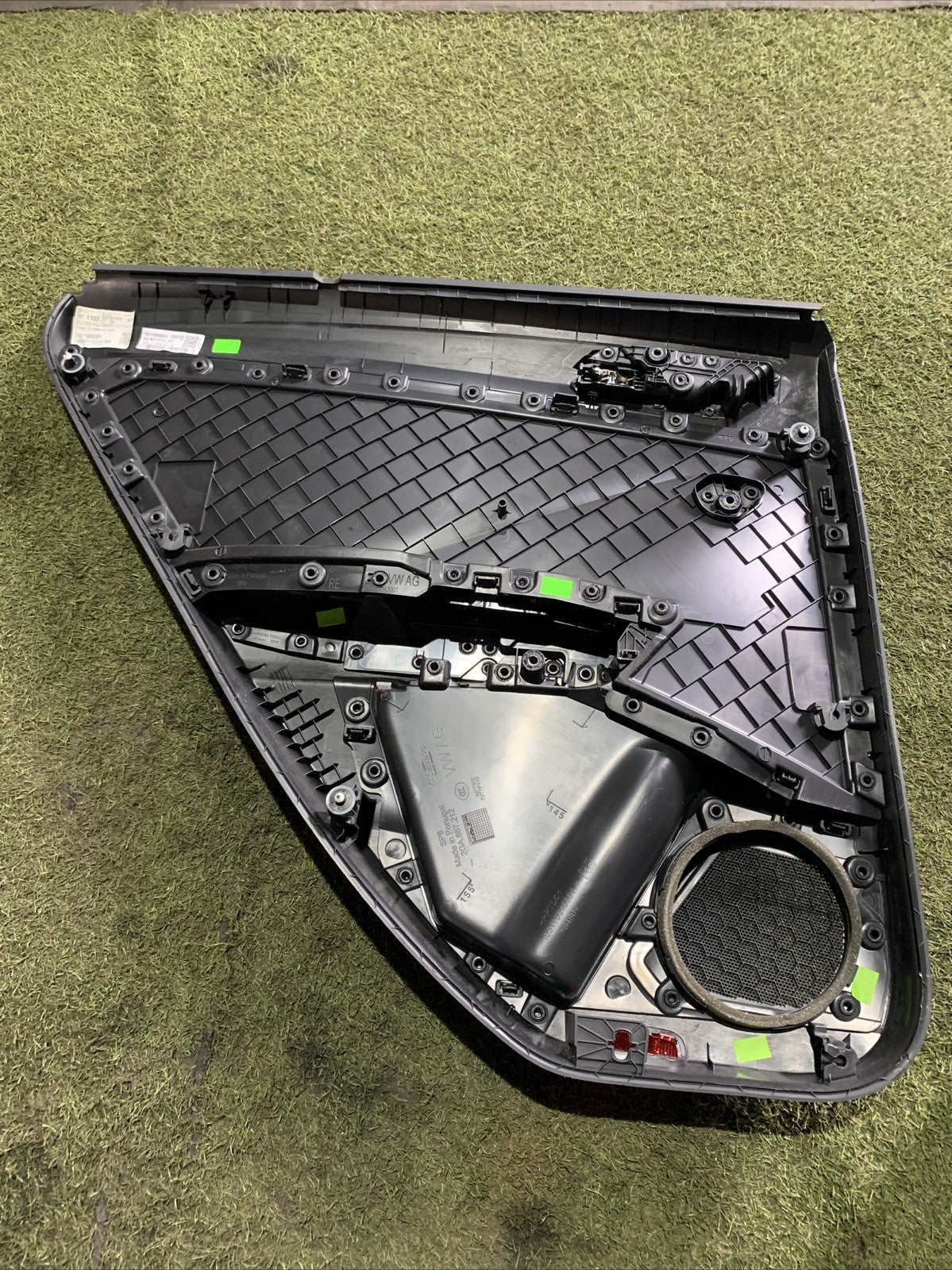 PANNELLO INTERNO PORTA POSTERIORE DESTRO VOLKSWAGEN T-ROC (2019) 2GA867212