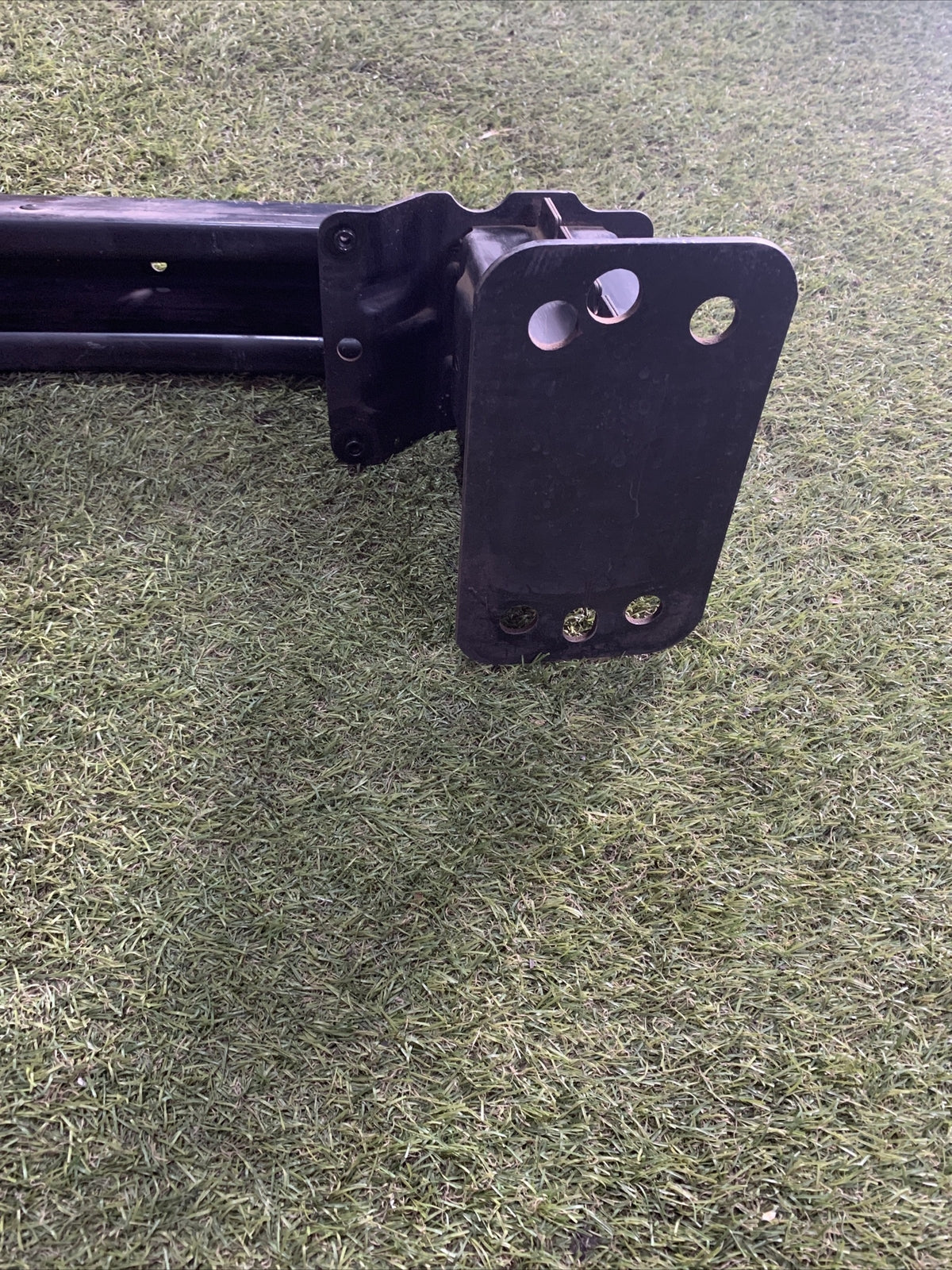 RINFORZO SUPPORTO PARAURTI ANTERIORE FORD FUSION ANNO 2003