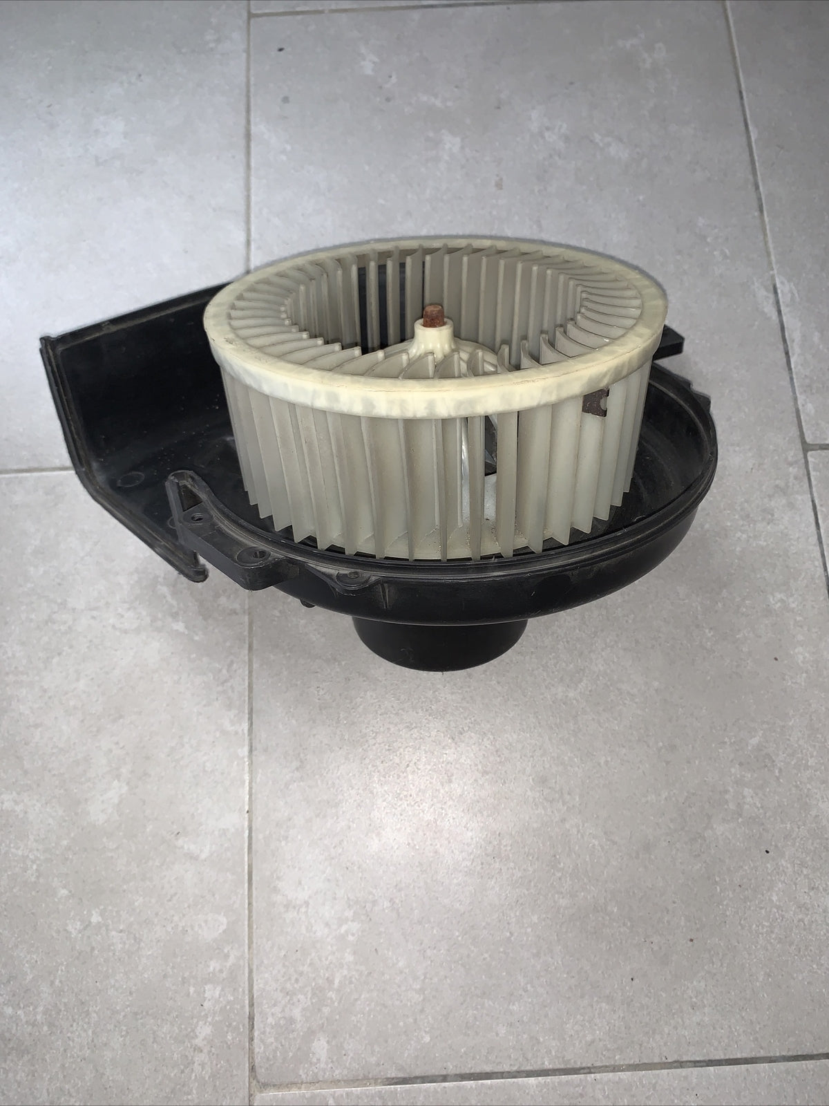 VENTOLA ABITACOLO RISCALDAMENTO STUFA VOLKSWAGEN POLO 6R ANNO 2011 (6Q1819015J)