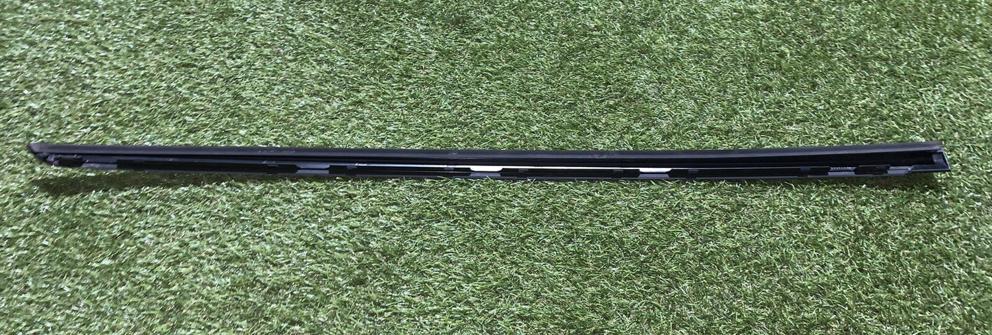 Guarnizione Parabrezza Verticale Sinistra Kia Sportage 2023 86130-P1000