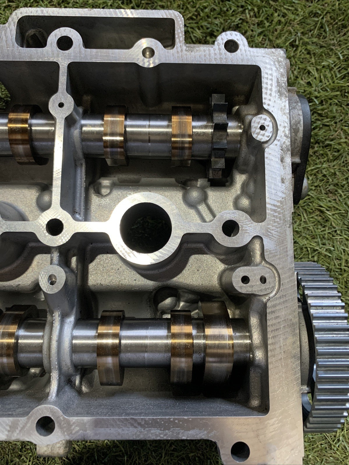 Coperchio Sede Albero A Camme Volkswagen Golf 8 1.0 Benzina 05C103479 Sigla:DLAB