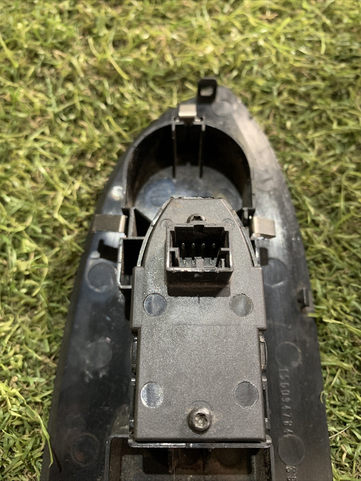 156094784 COMANDO INTERRUTTORE ALZA-VETRO PORTA ANTERIORE DESTRA GIULIETTA